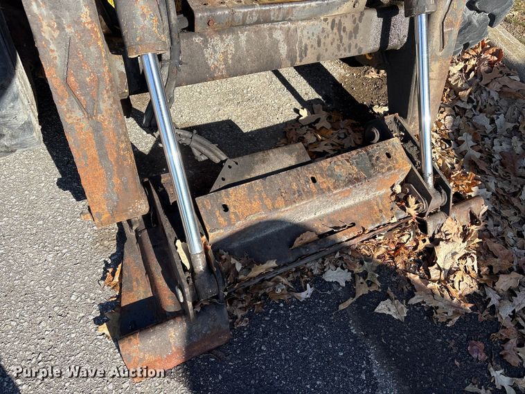 image for item EM6180 2008 New Holland L190 skid steer loader