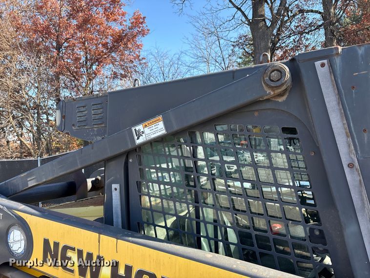 image for item EM6180 2008 New Holland L190 skid steer loader