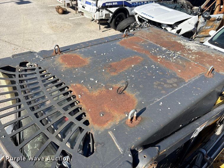 image for item EM6180 2008 New Holland L190 skid steer loader