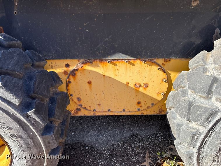 image for item EM6180 2008 New Holland L190 skid steer loader