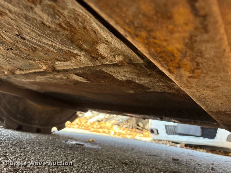 image for item EM6180 2008 New Holland L190 skid steer loader