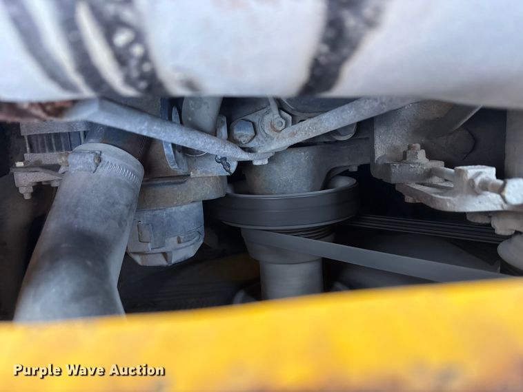 image for item EM6180 2008 New Holland L190 skid steer loader