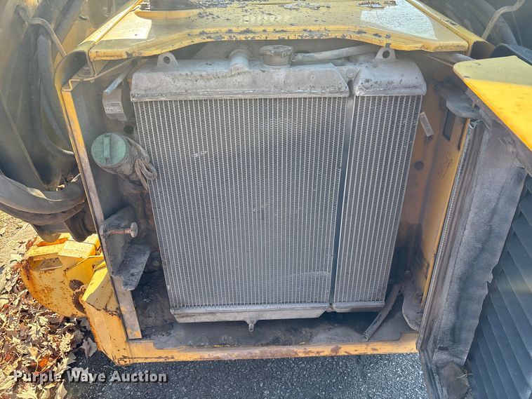 image for item EM6180 2008 New Holland L190 skid steer loader