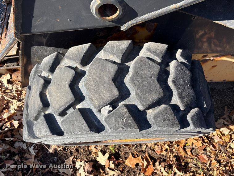 image for item EM6180 2008 New Holland L190 skid steer loader