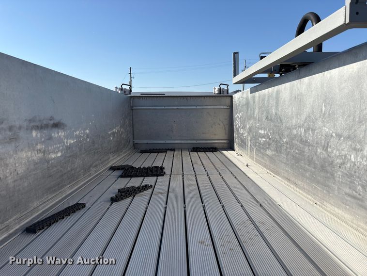 image for item EM6181 2012 Sutphen Custom pumper fire truck