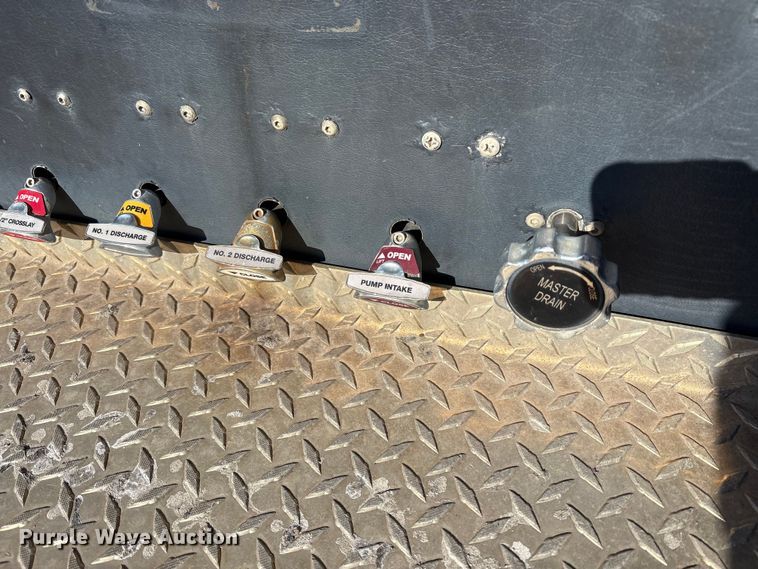 image for item EM6181 2012 Sutphen Custom pumper fire truck