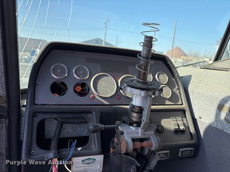 image for item EM6181 2012 Sutphen Custom pumper fire truck