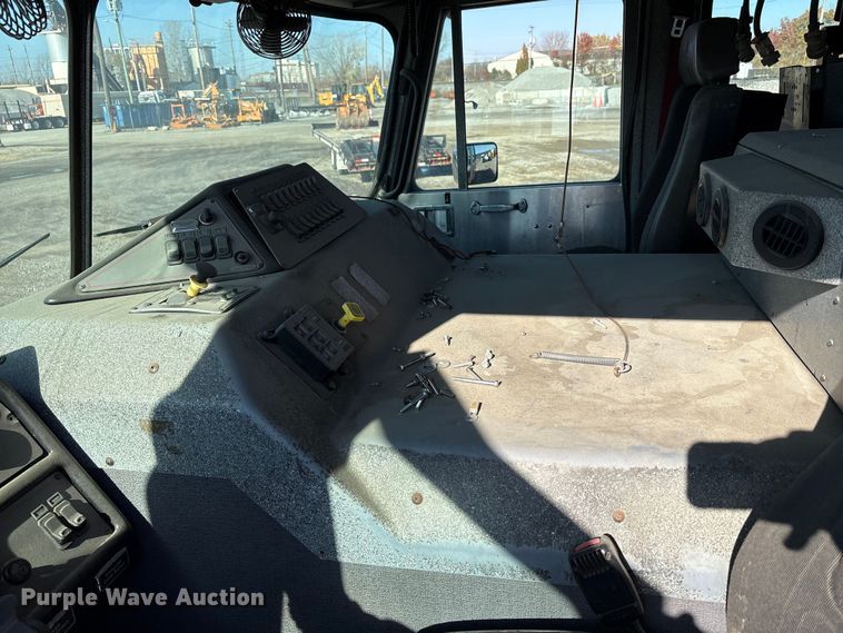 image for item EM6181 2012 Sutphen Custom pumper fire truck