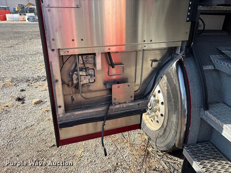 image for item EM6181 2012 Sutphen Custom pumper fire truck