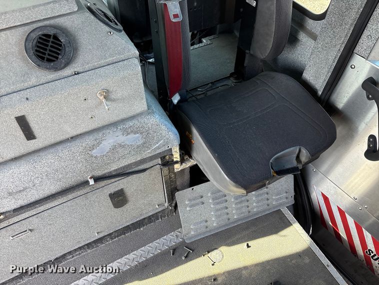 image for item EM6181 2012 Sutphen Custom pumper fire truck