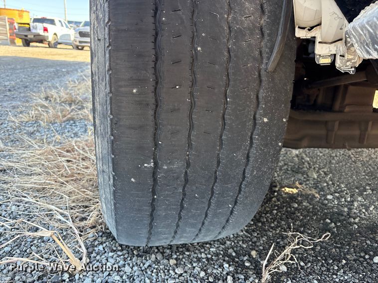 image for item EM6181 2012 Sutphen Custom pumper fire truck