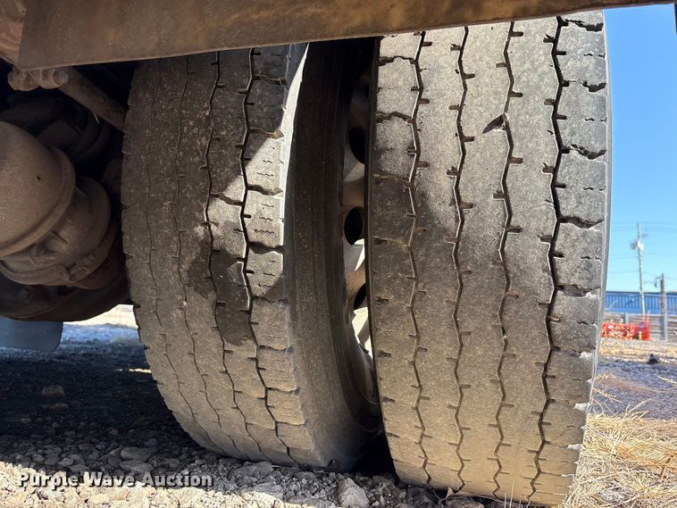 image for item EM6181 2012 Sutphen Custom pumper fire truck