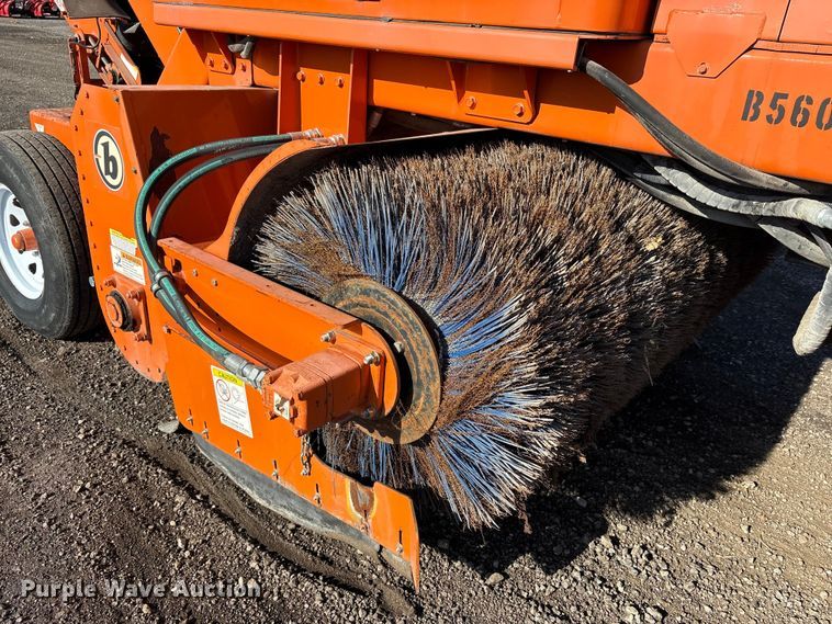 image for item EM6182 2019 Broce MK1 transfer sweeper