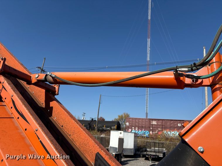 image for item EM6182 2019 Broce MK1 transfer sweeper