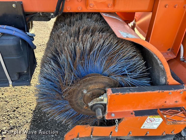 image for item EM6182 2019 Broce MK1 transfer sweeper