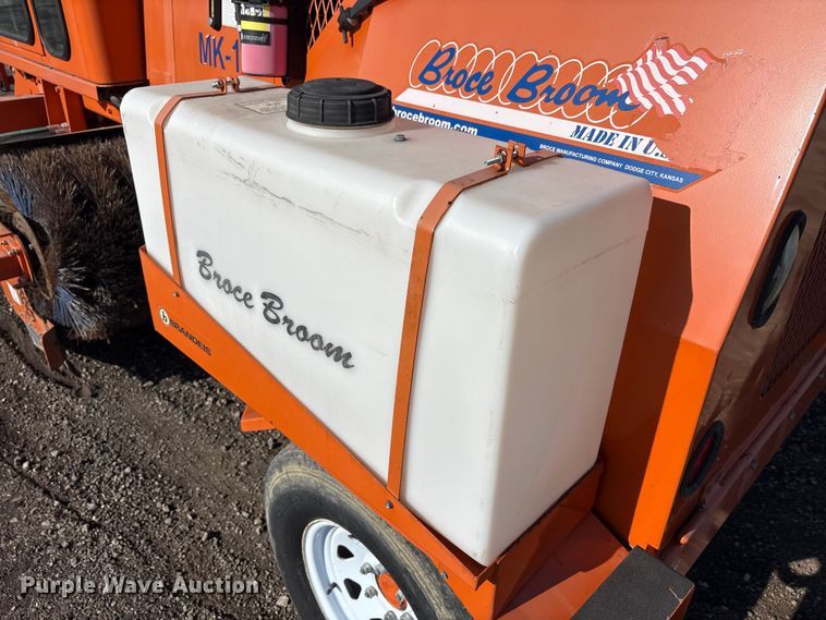 image for item EM6182 2019 Broce MK1 transfer sweeper