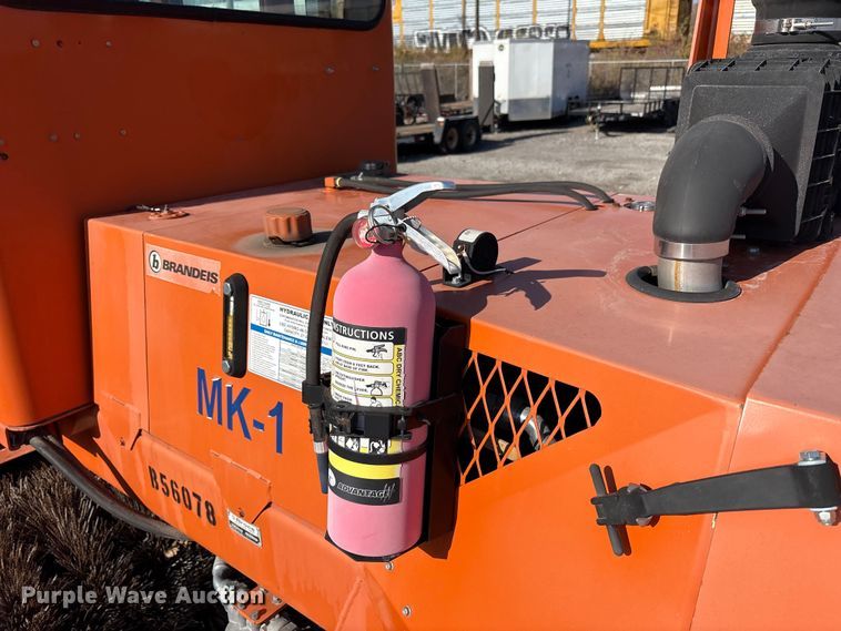 image for item EM6182 2019 Broce MK1 transfer sweeper