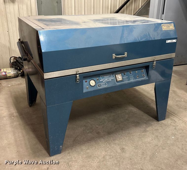 image for item EN5800 Greco Manufacturing Inc. 3x4-230-1-60 heat lamp vacuum applicator