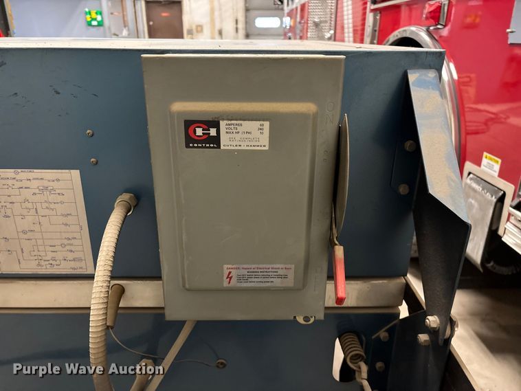 image for item EN5800 Greco Manufacturing Inc. 3x4-230-1-60 heat lamp vacuum applicator