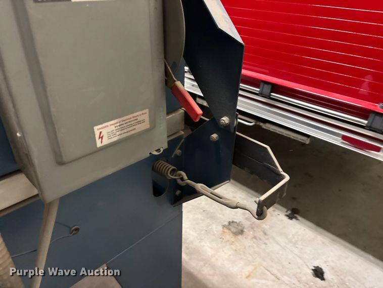 image for item EN5800 Greco Manufacturing Inc. 3x4-230-1-60 heat lamp vacuum applicator