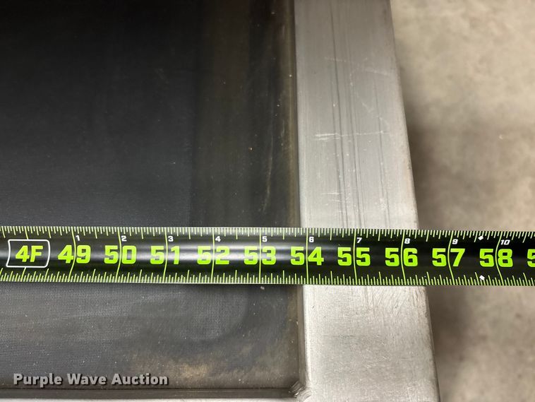 image for item EN5800 Greco Manufacturing Inc. 3x4-230-1-60 heat lamp vacuum applicator