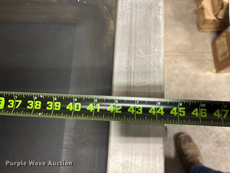 image for item EN5800 Greco Manufacturing Inc. 3x4-230-1-60 heat lamp vacuum applicator