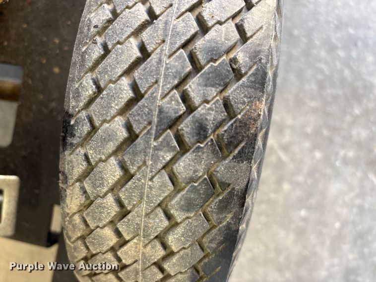 image for item EN5805 North Star 8000 TFG Triple Fuel generator