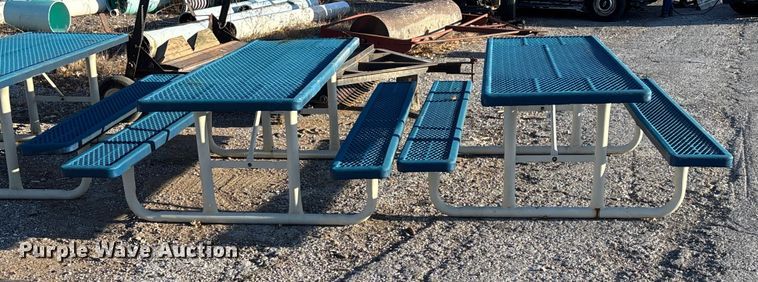 image for item EN5811 (4) picnic tables