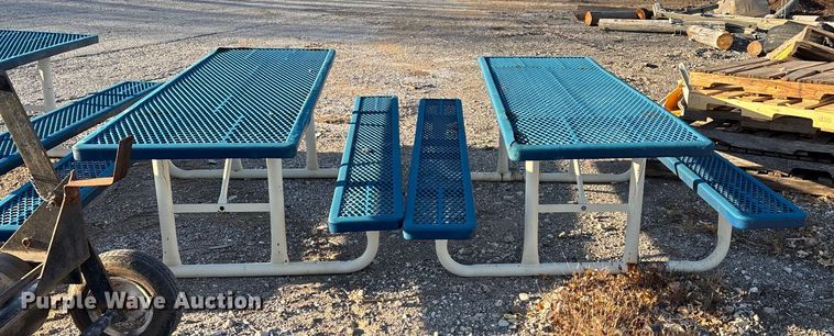 image for item EN5811 (4) picnic tables