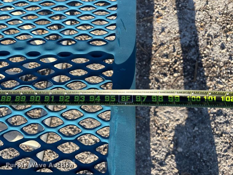 image for item EN5811 (4) picnic tables