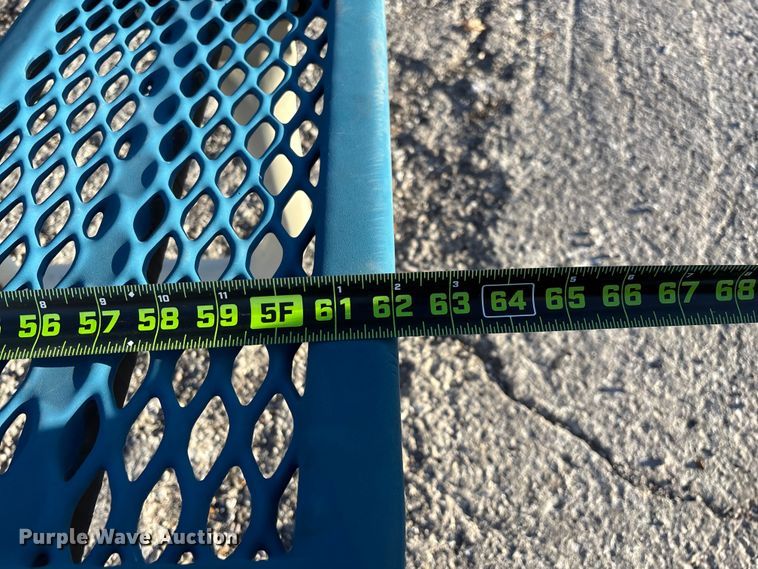 image for item EN5811 (4) picnic tables