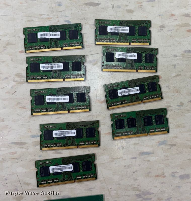 image for item EN5820 (49) RAM for laptops