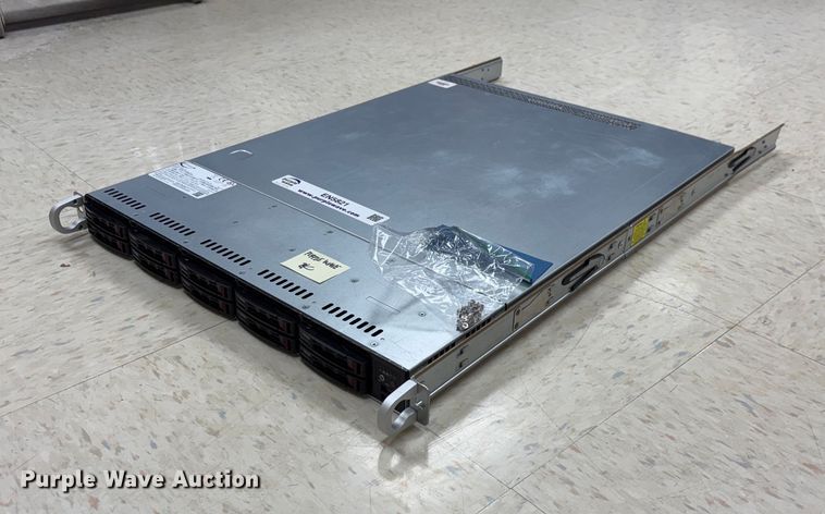 image for item EN5821 Supermicro 116-7 server