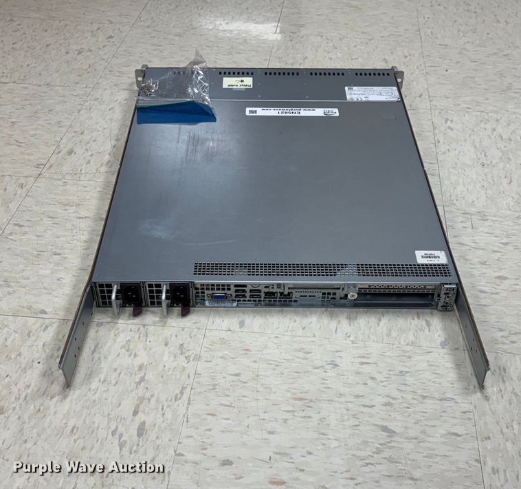 image for item EN5821 Supermicro 116-7 server
