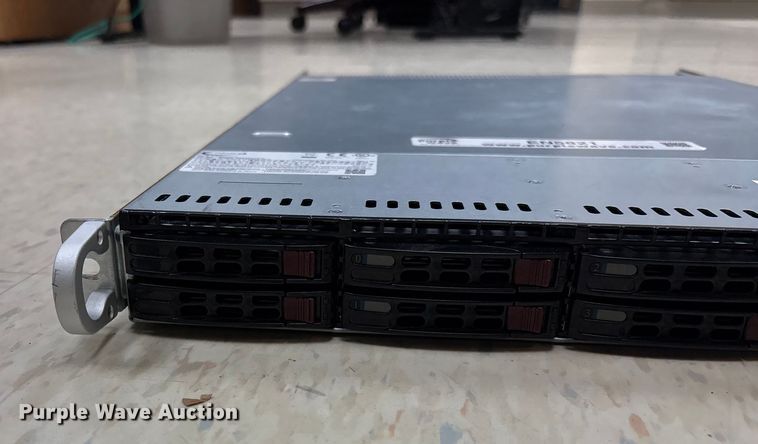 image for item EN5821 Supermicro 116-7 server
