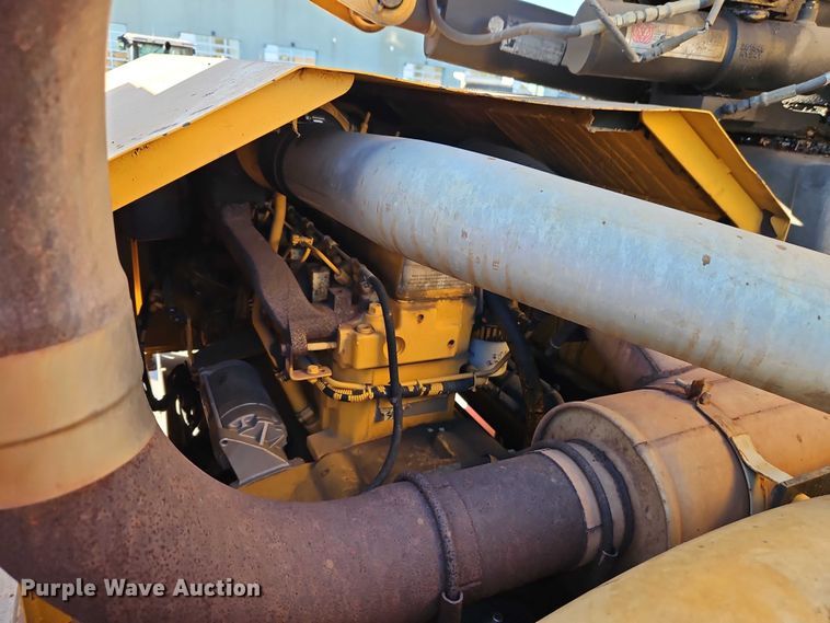 image for item EO4800 2003 International 7400 sewer rodder truck