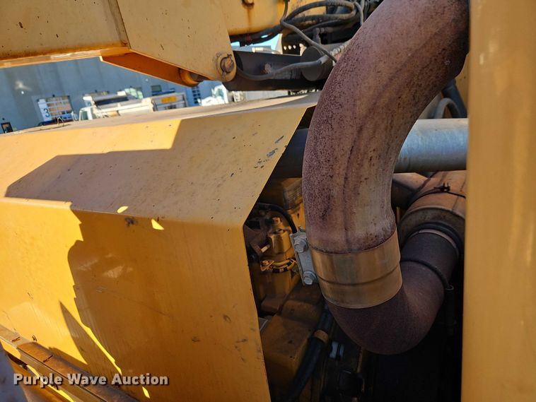 image for item EO4800 2003 International 7400 sewer rodder truck