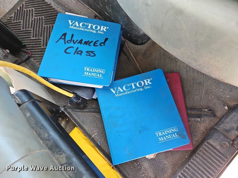 image for item EO4800 2003 International 7400 sewer rodder truck