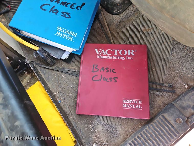 image for item EO4800 2003 International 7400 sewer rodder truck