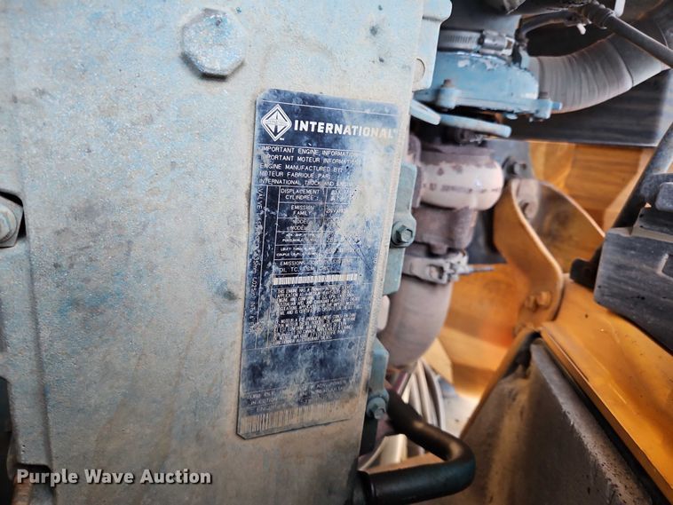 image for item EO4800 2003 International 7400 sewer rodder truck