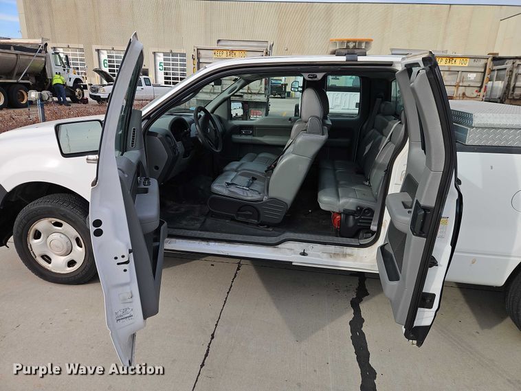 image for item EO4801 2007 Ford F150 SuperCab pickup truck