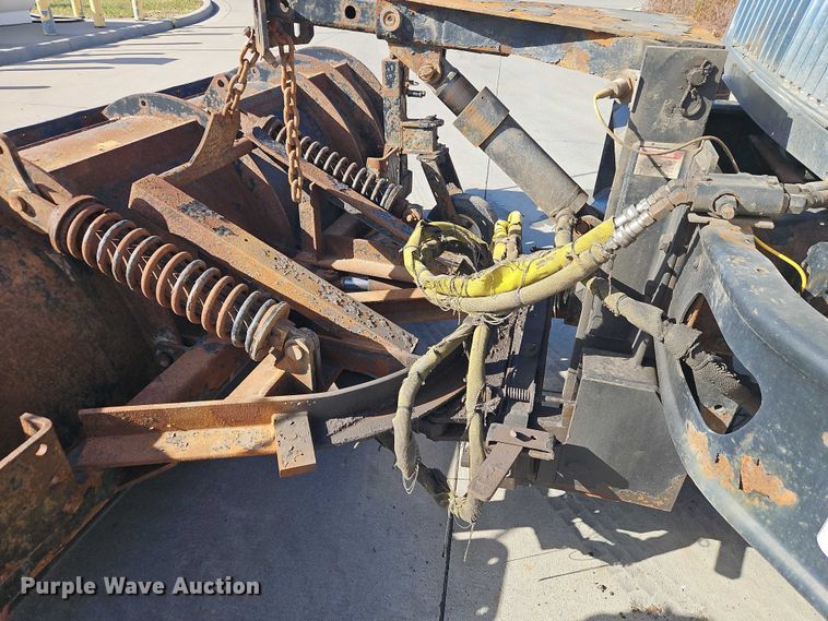 image for item EO4802 2007 International 7400 dump truck