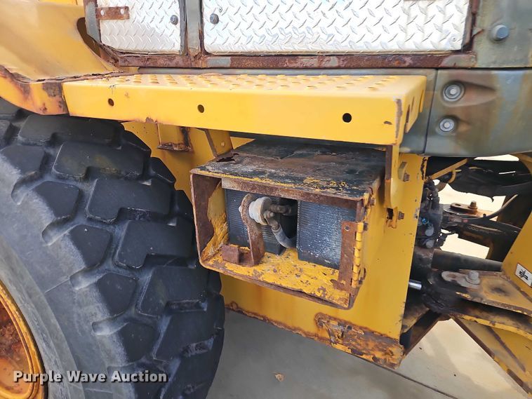 image for item EO4803 2014 John Deere 444K wheel loader