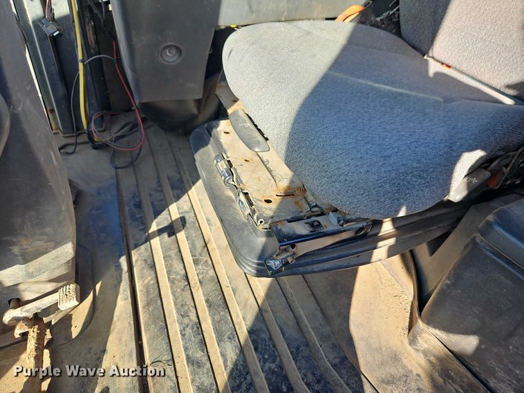 image for item EO4803 2014 John Deere 444K wheel loader