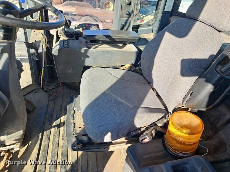 image for item EO4803 2014 John Deere 444K wheel loader