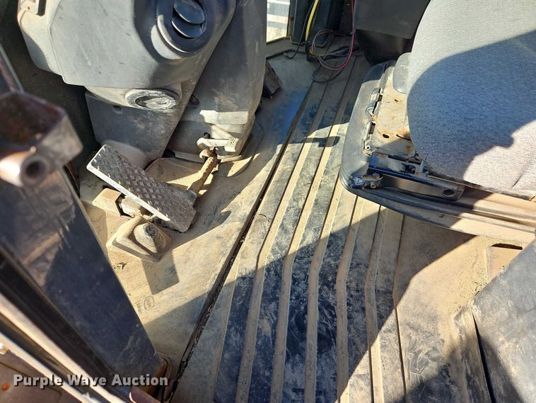 image for item EO4803 2014 John Deere 444K wheel loader