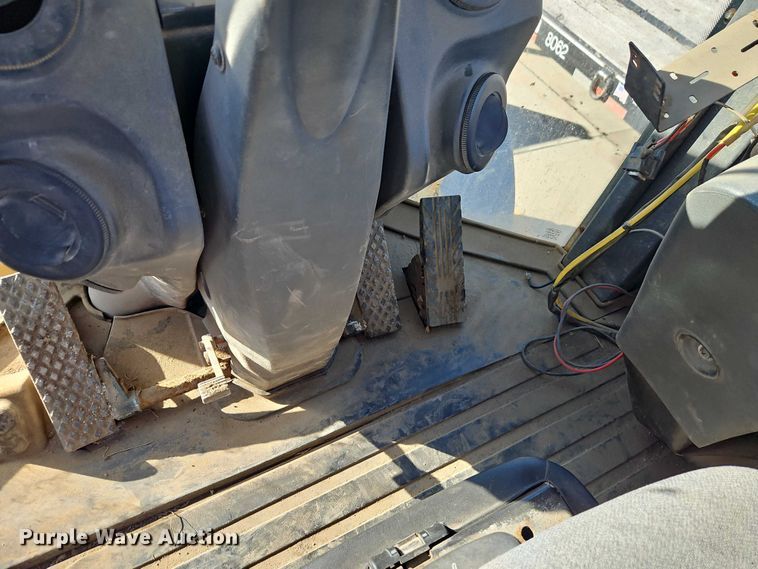 image for item EO4803 2014 John Deere 444K wheel loader