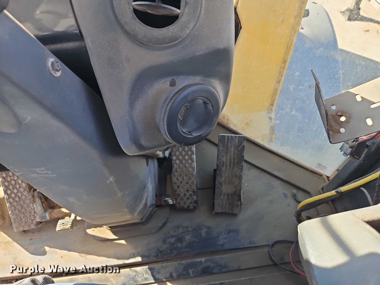 image for item EO4803 2014 John Deere 444K wheel loader