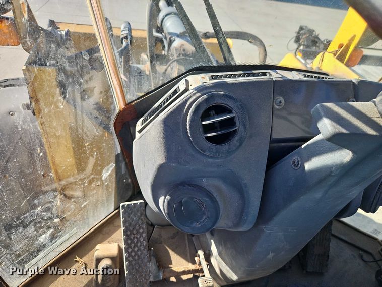 image for item EO4803 2014 John Deere 444K wheel loader