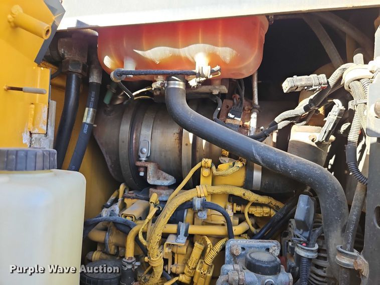 image for item EO4803 2014 John Deere 444K wheel loader